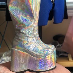 Disco platform boots